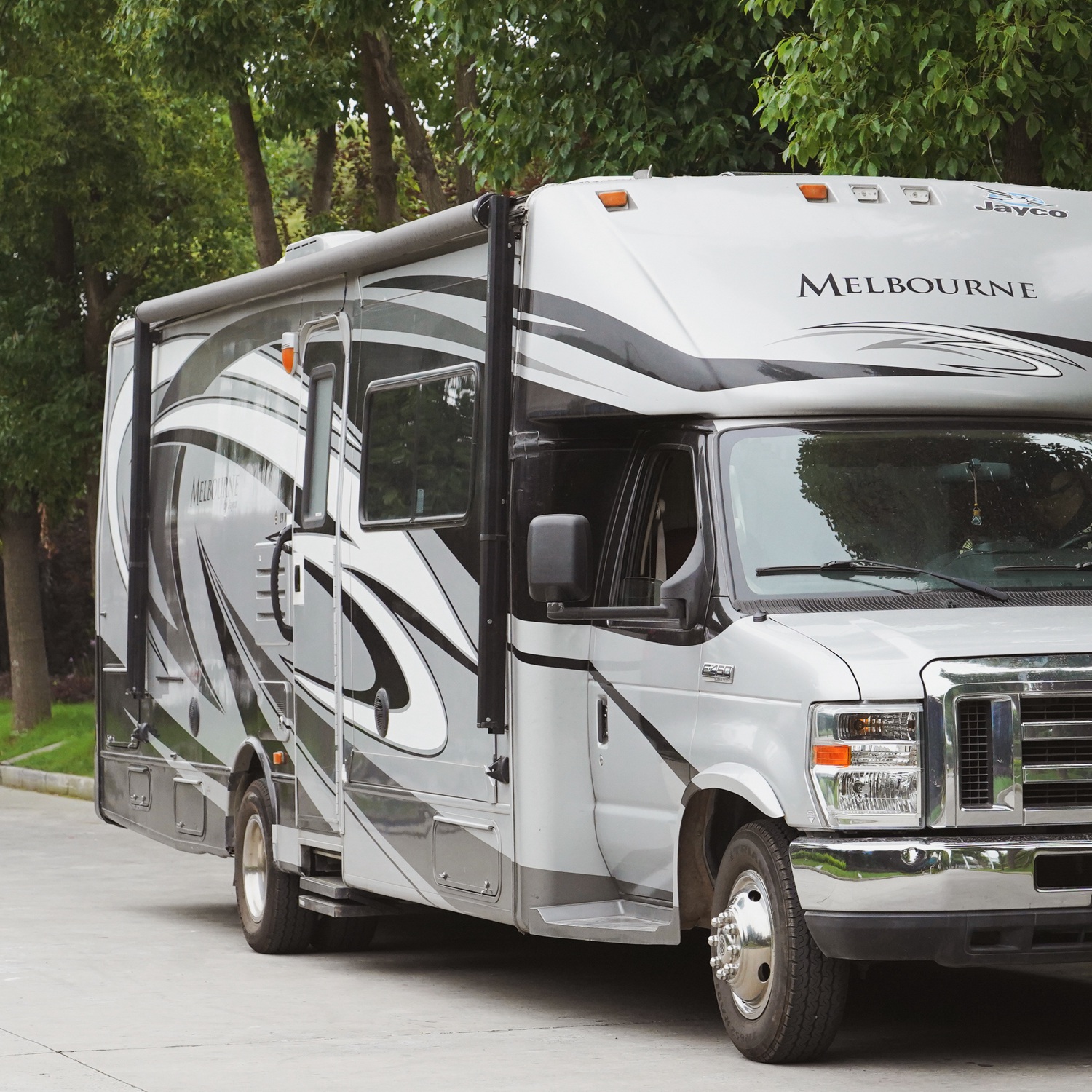 STLF Awnlux W5700 Electric RV  – обзор и цена Travel Accessories Us