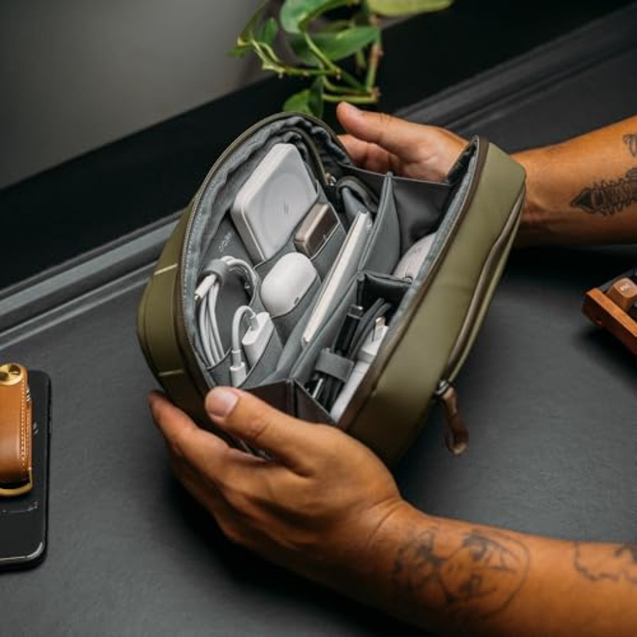 2-in-1 Tech Accessory Pouch wi – обзор и цена Travel Accessories Us